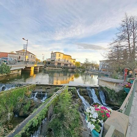 Le Studio De La Place Chalier L'Isle-sur-la-Sorgue Luaran gambar